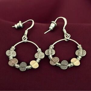 EUC! PAPARAZZI TRINKET TEASE SILVER AND GOLD DISC EARRINGS